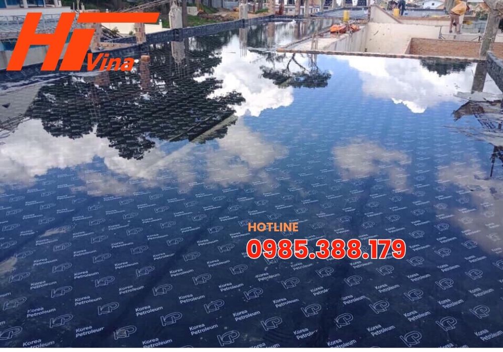 Giấy dầu chống thấm còn có giá thành hợp lý, thân thiện với môi trường và có thể kết hợp với các vật liệu chống thấm khác để tăng cường hiệu quả.